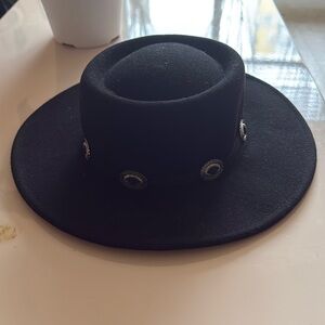 Black hat